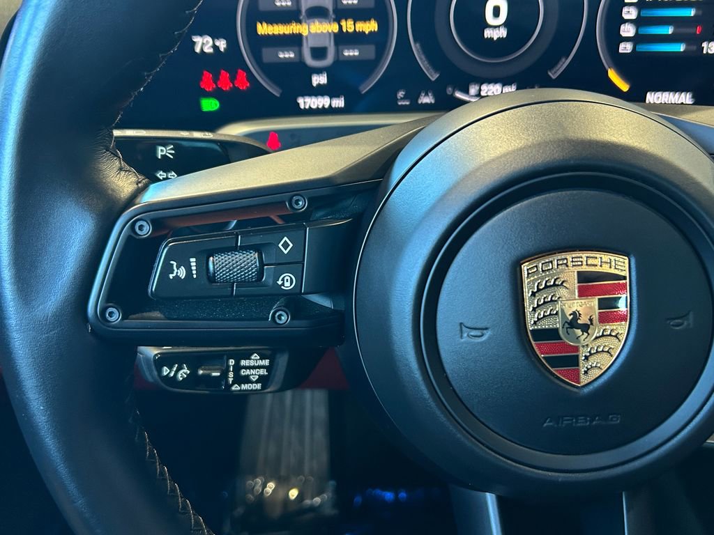 Used 2020 Porsche Taycan 4S image 19