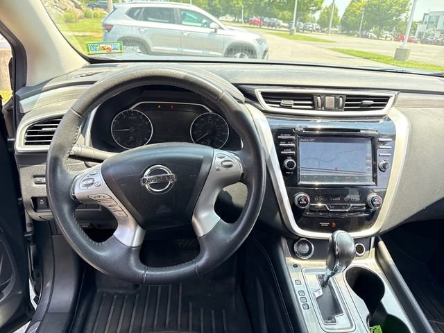 Used 2015 Nissan Murano SV AWD/4WD image 16