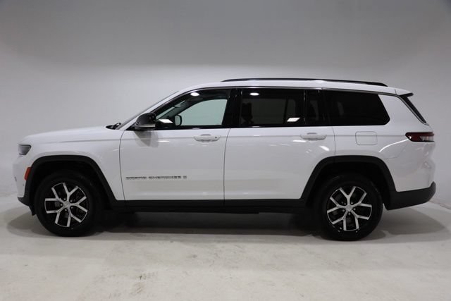 Used 2023 Jeep Grand Cherokee L Limited w/ Luxury Tech Group II AWD/4WD image 4