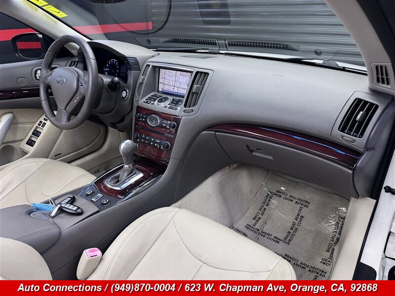 Used 2010 INFINITI G37 Convertible w/ Premium Pkg RWD image 10
