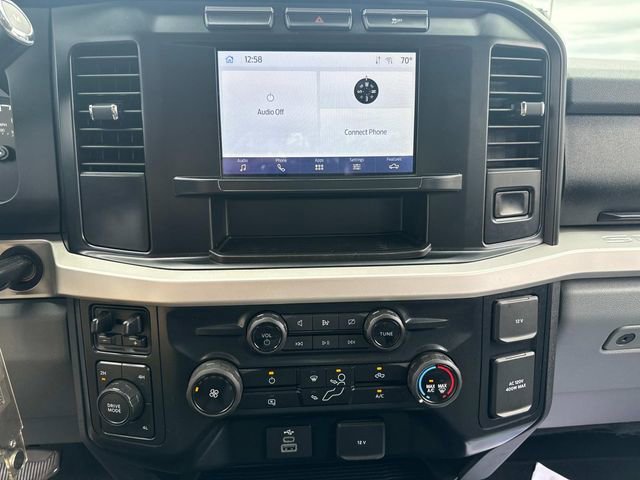 Used 2024 Ford F250 XLT w/ Snow Plow Prep Package image 28