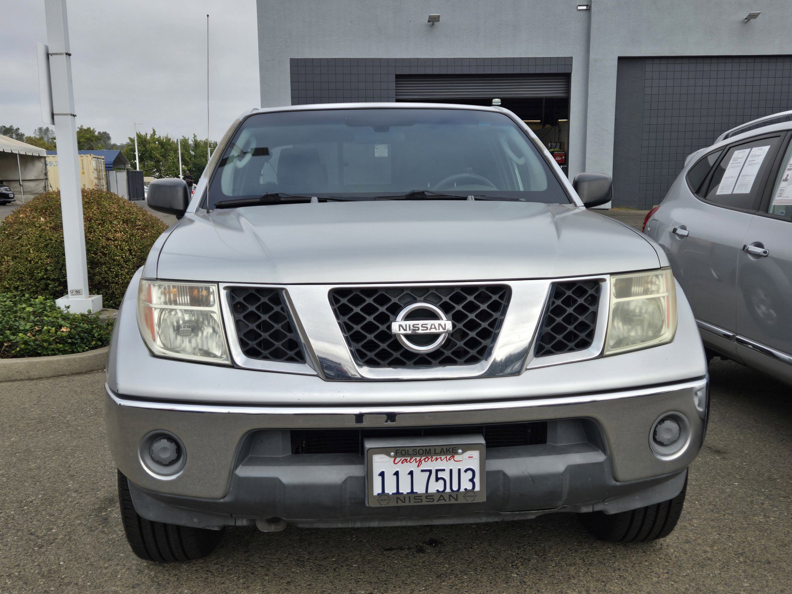 Used 2005 Nissan Frontier SE w/ (P01) Power Pkg RWD image 2