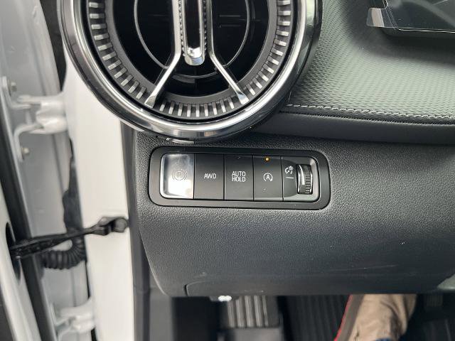 New 2026 Chevrolet Equinox LT w/ Convenience Package II image 13