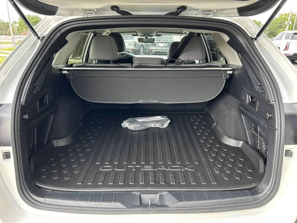 Certified 2025 Subaru Outback Premium image 11