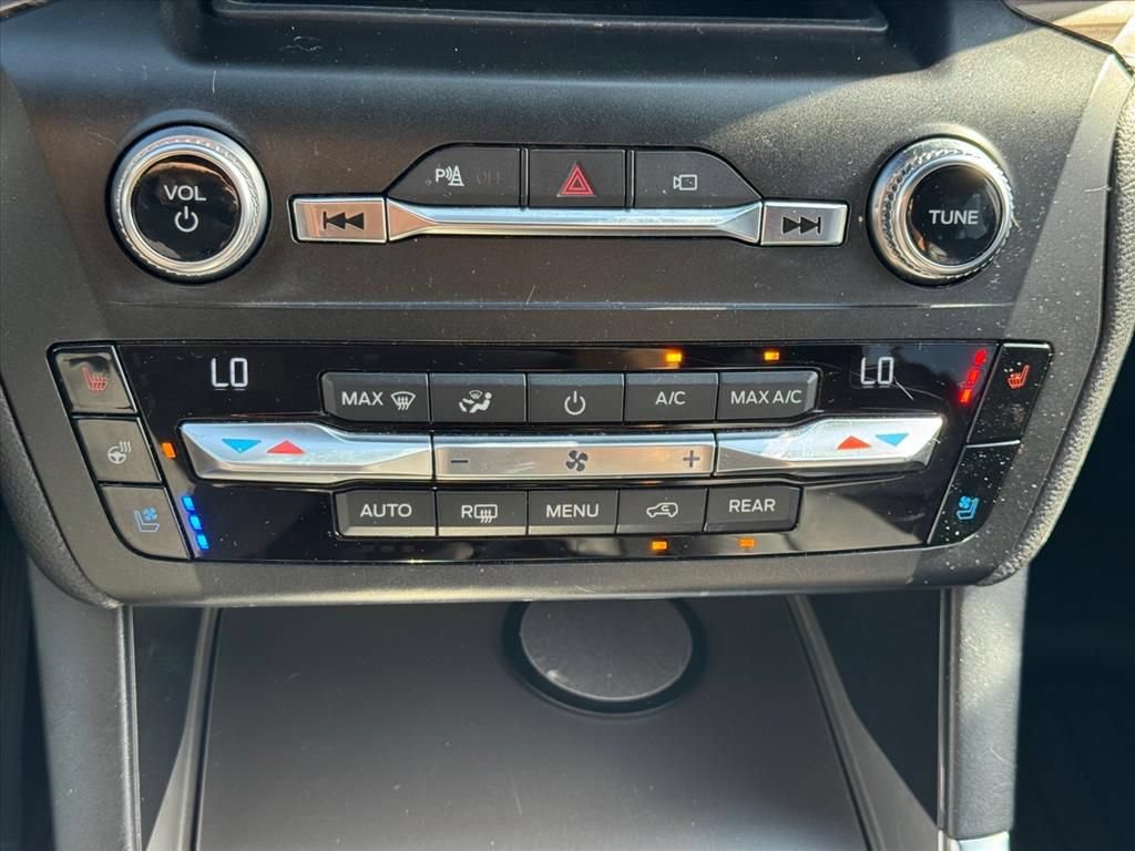 Used 2020 Ford Explorer Limited AWD/4WD image 21