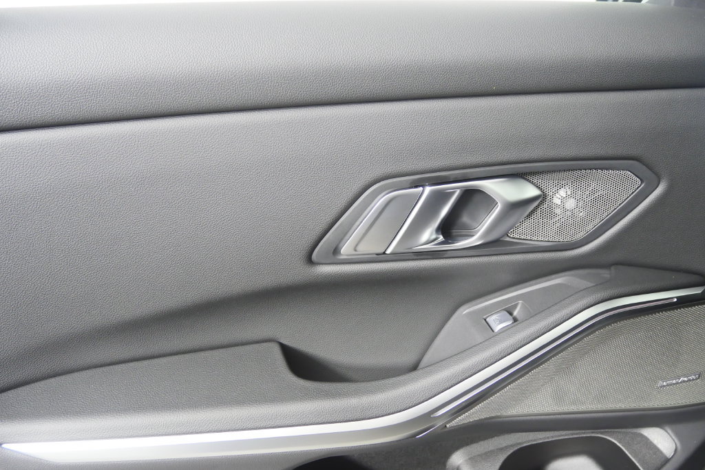 New 2026 BMW 330i Sedan w/ M Sport Package RWD image 13