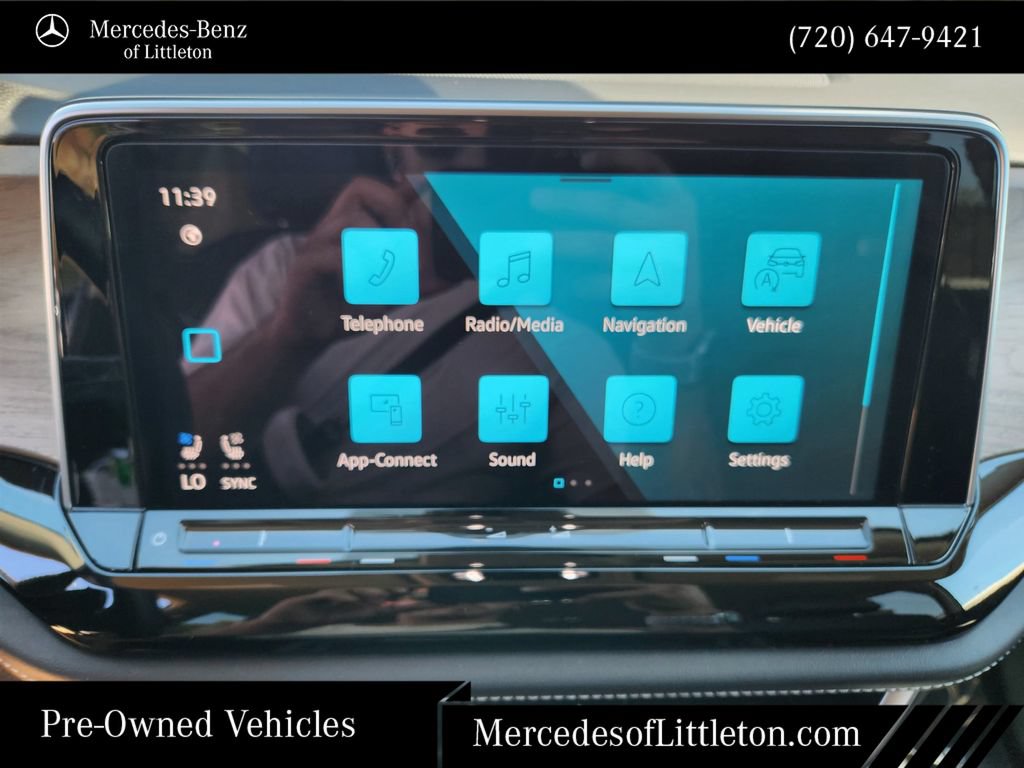 Used 2024 Volkswagen Atlas SE AWD/4WD image 16