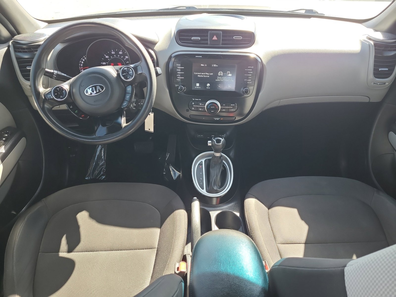 Used 2018 Kia Soul w/ Convenience Package image 15