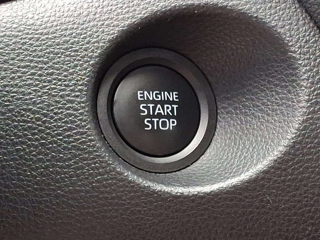 Certified 2025 Toyota Corolla Cross XLE AWD/4WD image 26