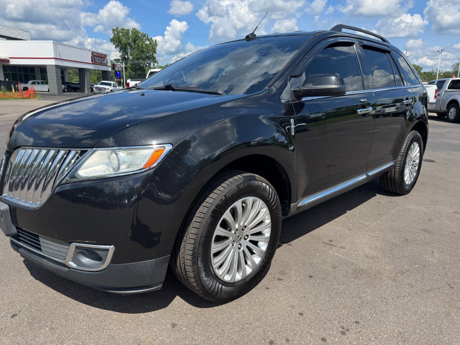 Used 2014 Lincoln MKX FWD image 9