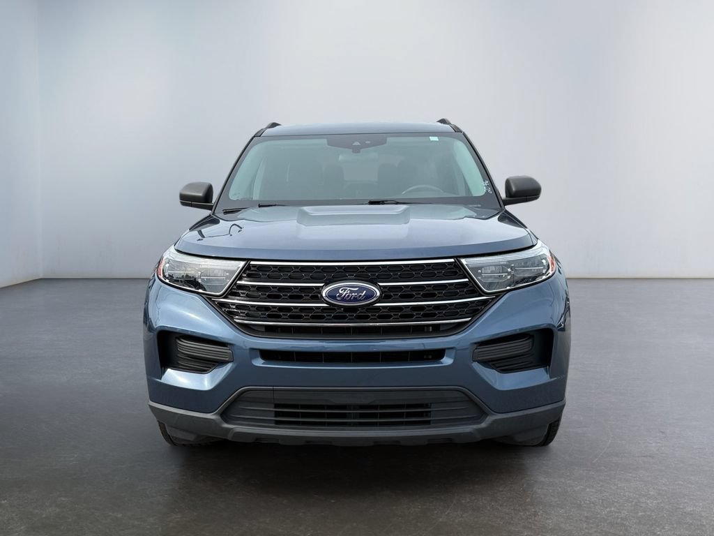 Used 2020 Ford Explorer XLT w/ Comfort Package AWD/4WD image 8