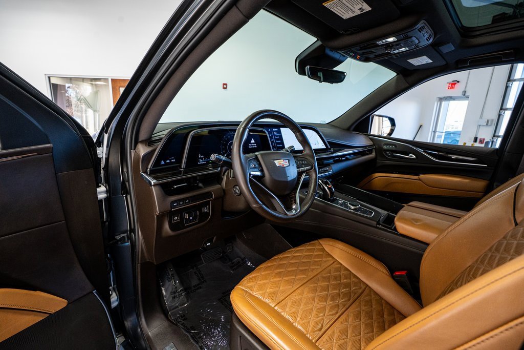 Used 2021 Cadillac Escalade Sport w/ Driver Assist Tech Package image 35