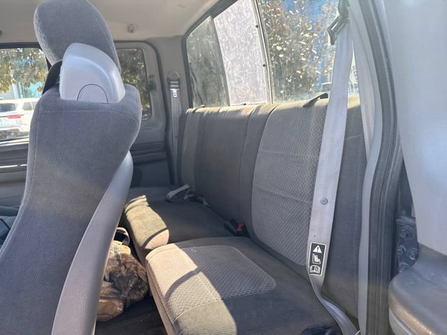 Used 2002 Ford F250 XLT AWD/4WD image 2