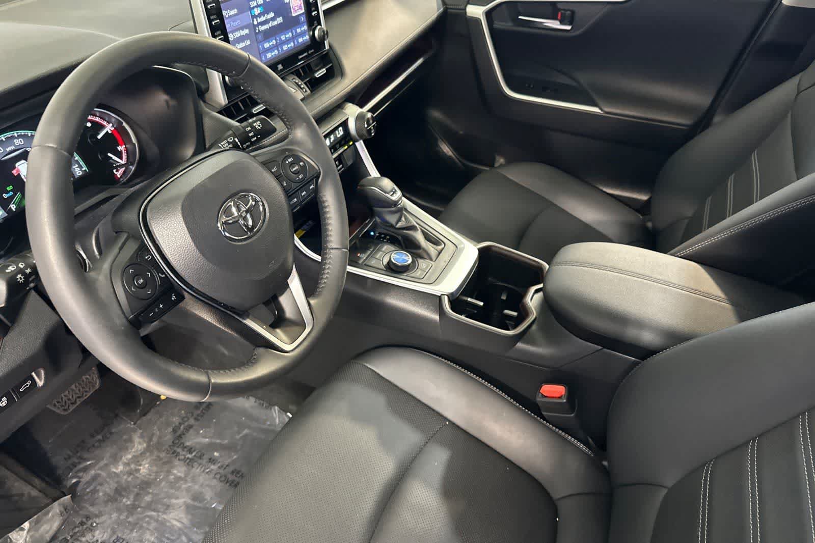 Used 2022 Toyota RAV4 Limited AWD/4WD image 14