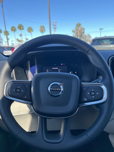 New 2026 Volvo XC40 B5 Plus w/ Protection Package Premier AWD/4WD image 13
