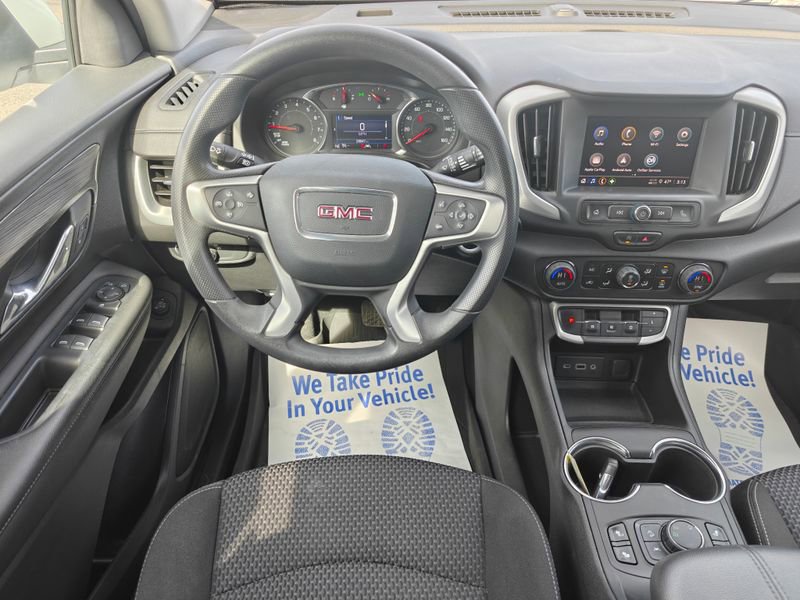 Used 2023 GMC Terrain SLE w/ Driver Convenience Package image 23
