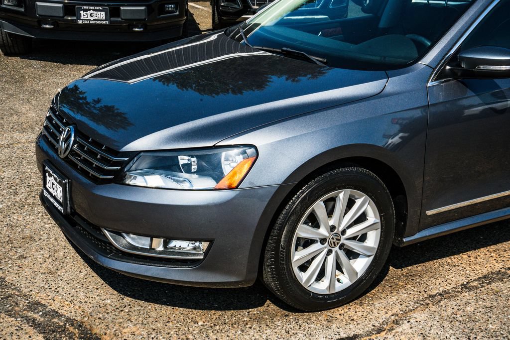 Used 2013 Volkswagen Passat 2.5 SEL Premium FWD image 13