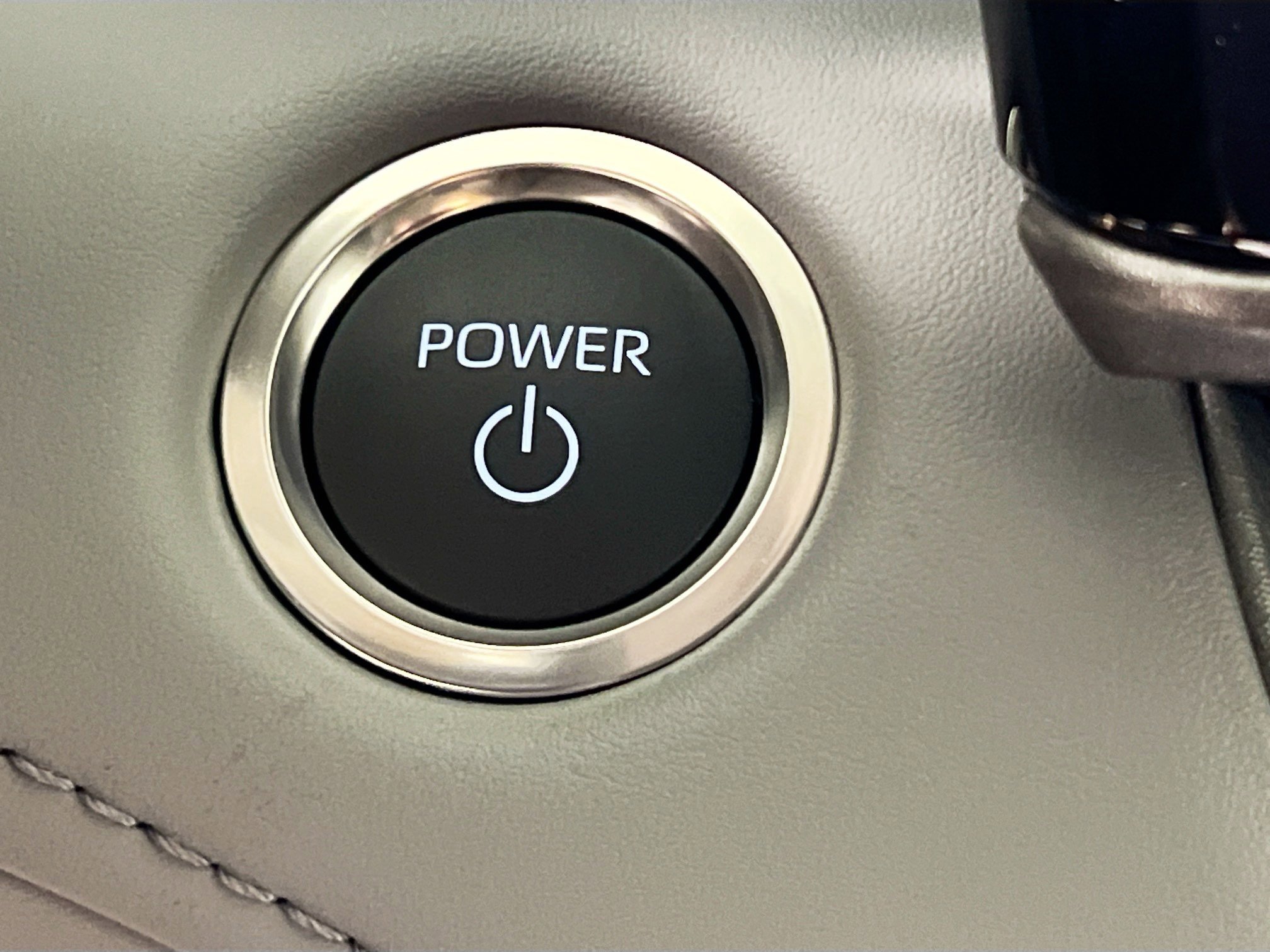 New 2026 Toyota Highlander Limited AWD/4WD image 24