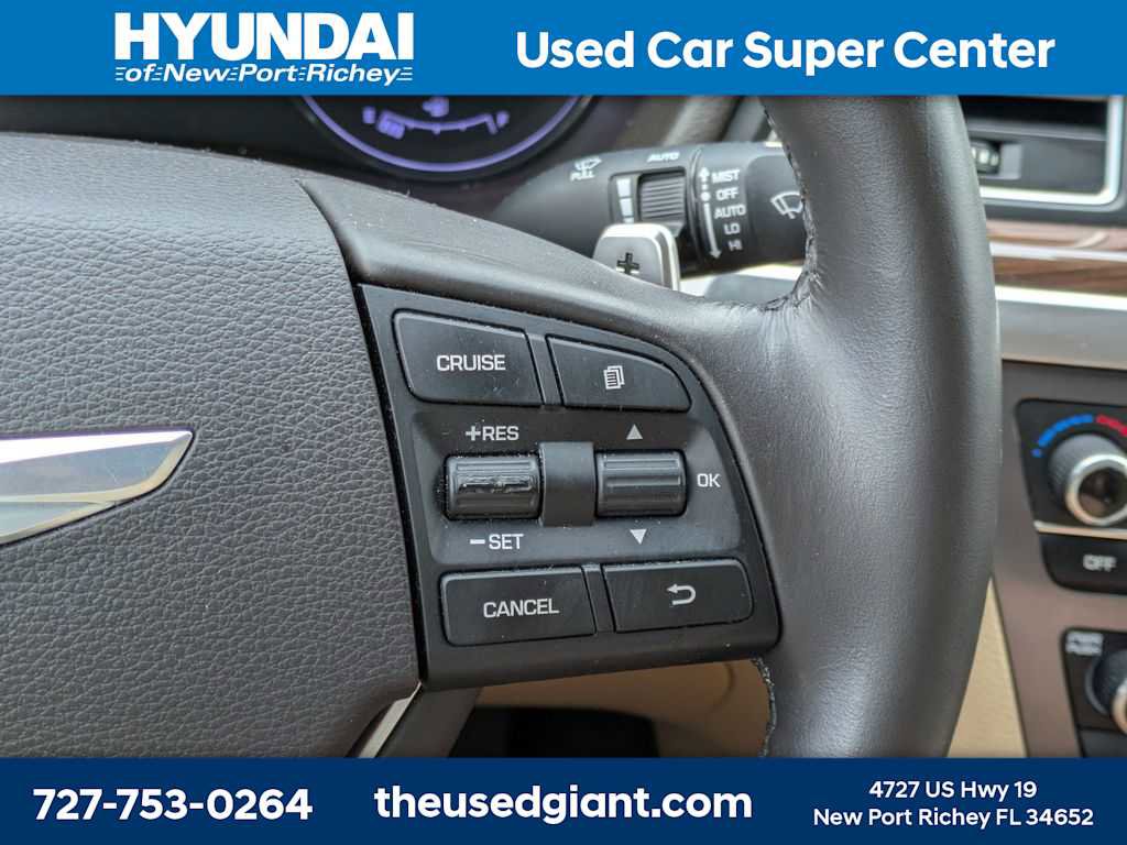 Used 2016 Hyundai Genesis 3.8 w/ Option Group 02 RWD image 33