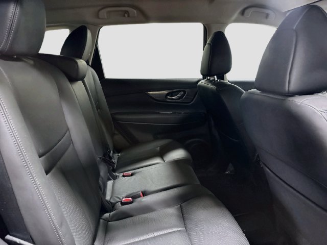 Used 2014 Nissan Rogue SL AWD/4WD image 21