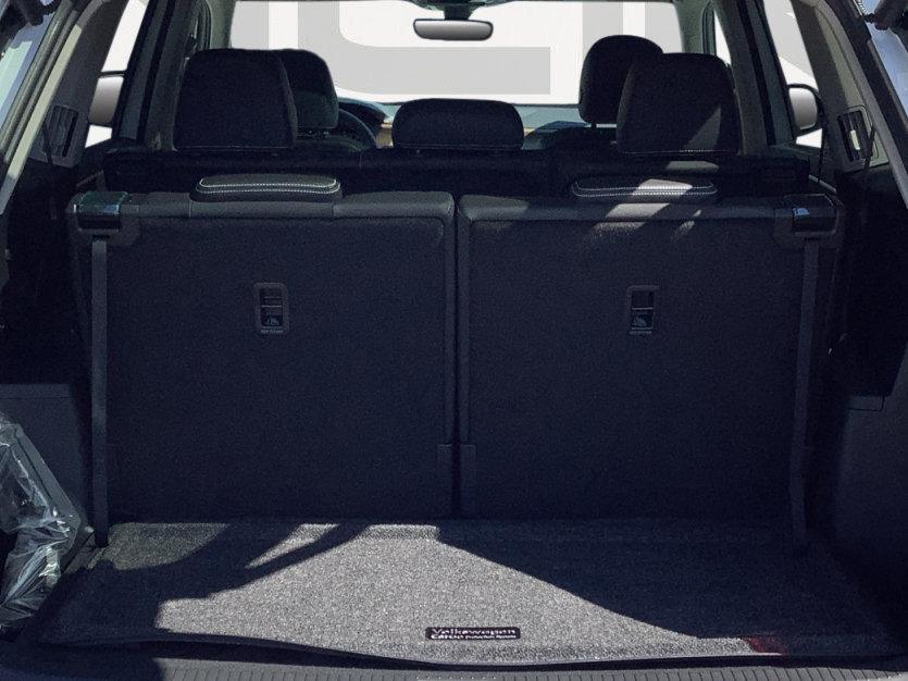 New 2026 Volkswagen Atlas SE FWD image 14