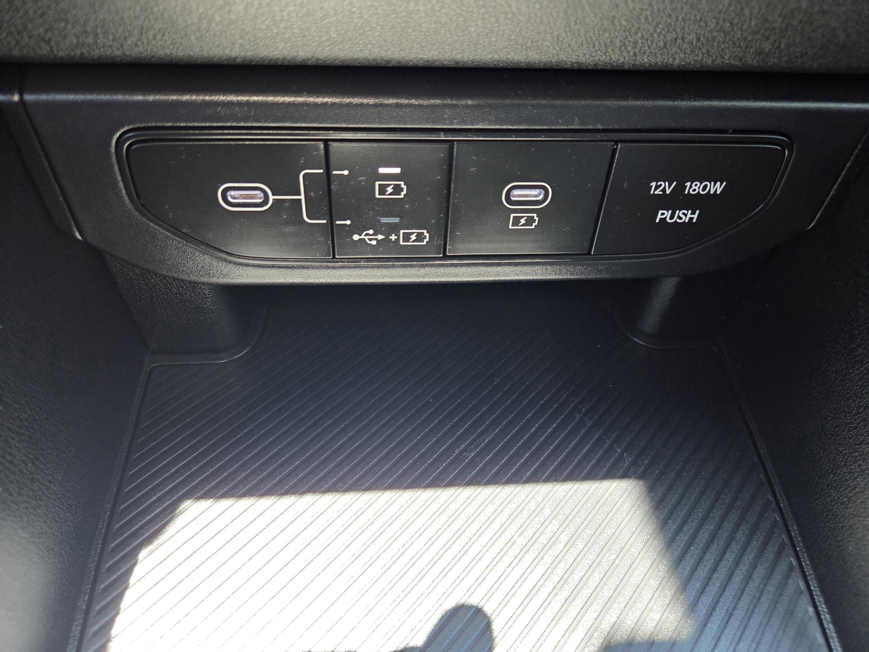 Used 2025 Kia K4 FWD image 19