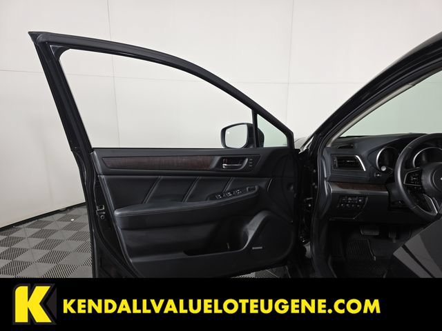 Used 2019 Subaru Outback 3.6R Limited AWD/4WD image 21
