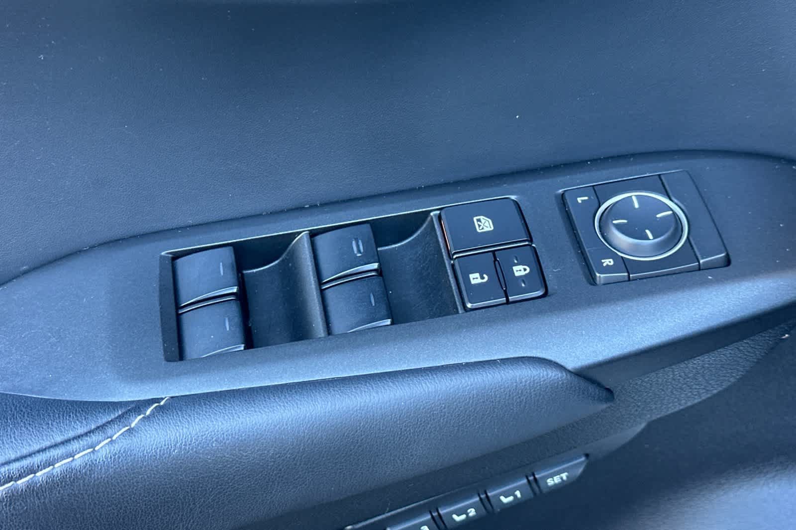 Used 2017 Lexus NX 200t FWD w/ Premium Package image 13