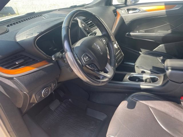 Used 2019 Lincoln MKC Reserve AWD/4WD image 18