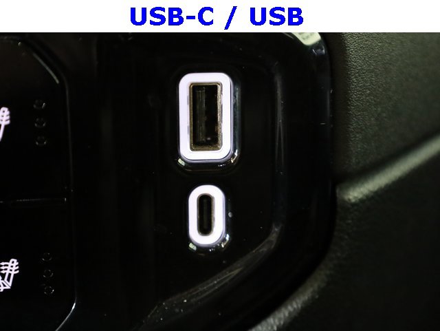 Used 2023 Chevrolet Silverado 1500 LT w/ Protection Package image 9