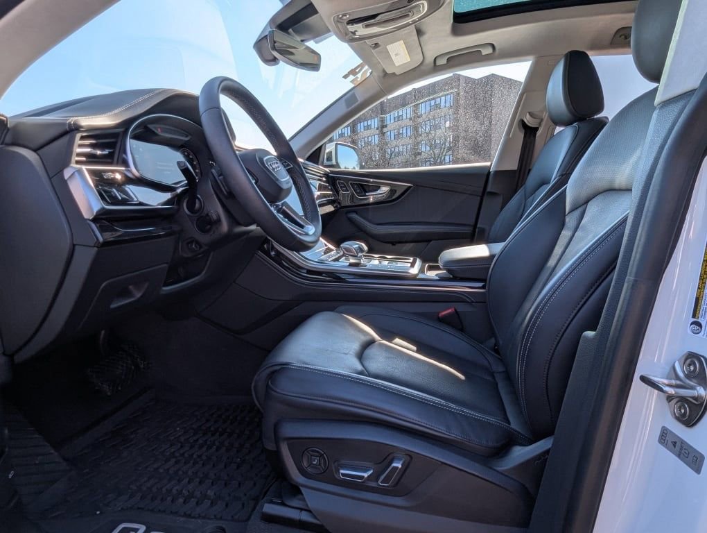 Used 2024 Audi Q8 Prestige image 19