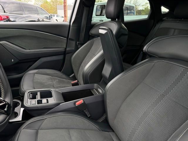 Used 2025 Ford Mustang Mach-E GT AWD/4WD image 36