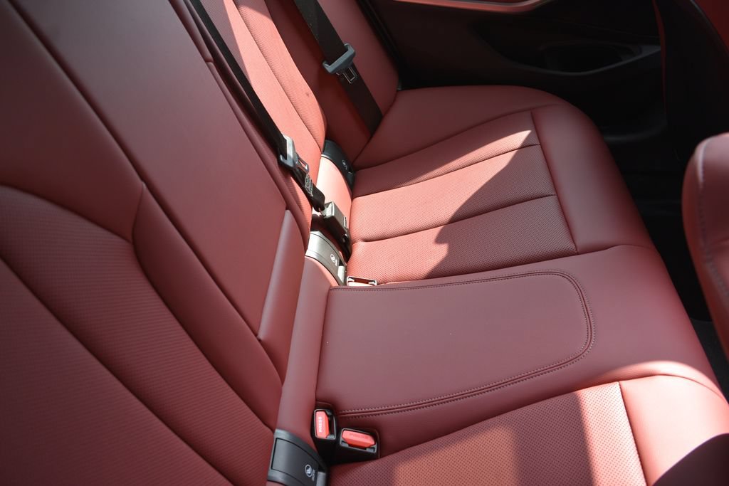 Used 2026 BMW 330i Sedan RWD image 30