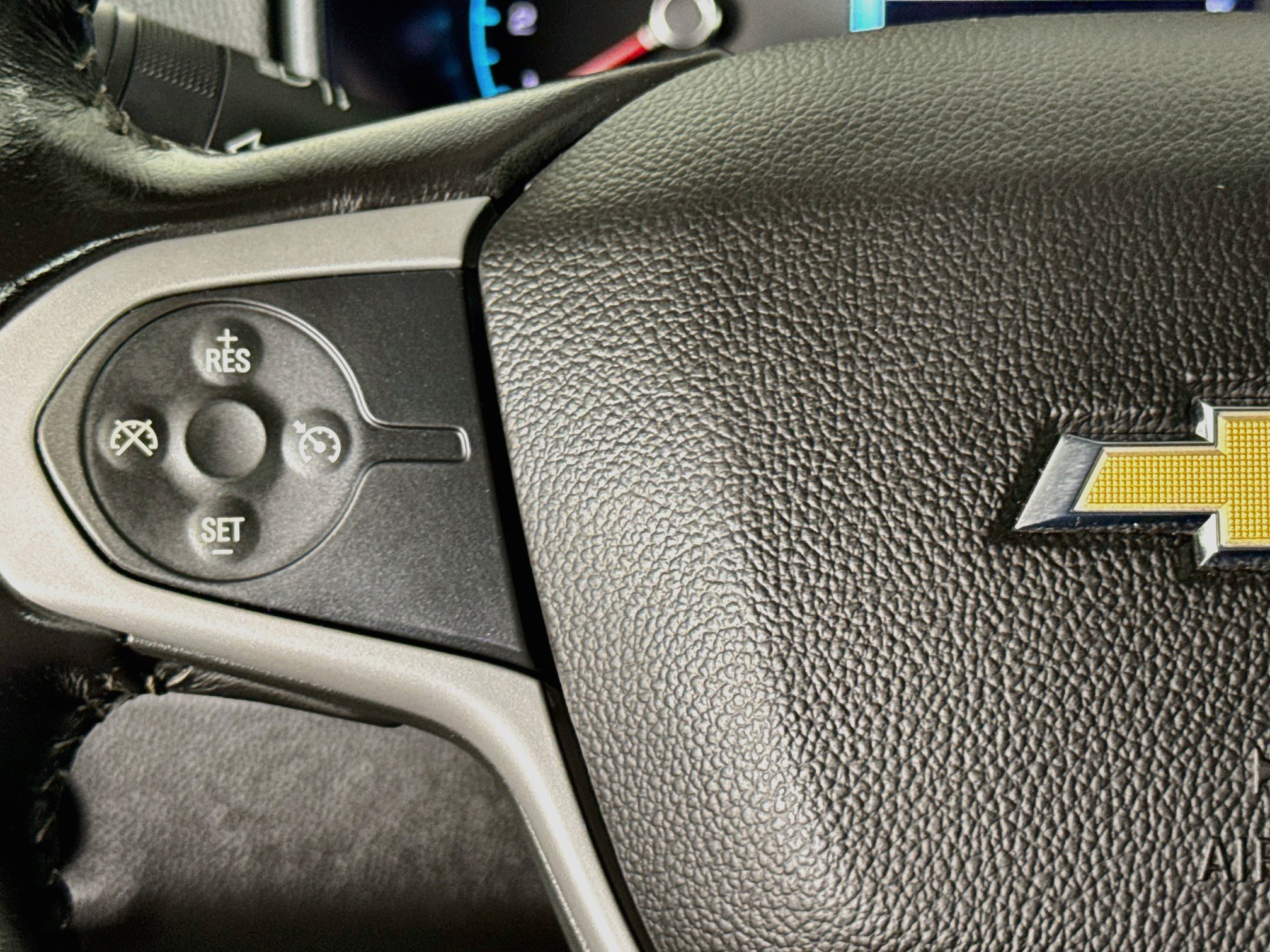 Used 2017 Chevrolet Colorado LT w/ LT Convenience Package RWD image 11