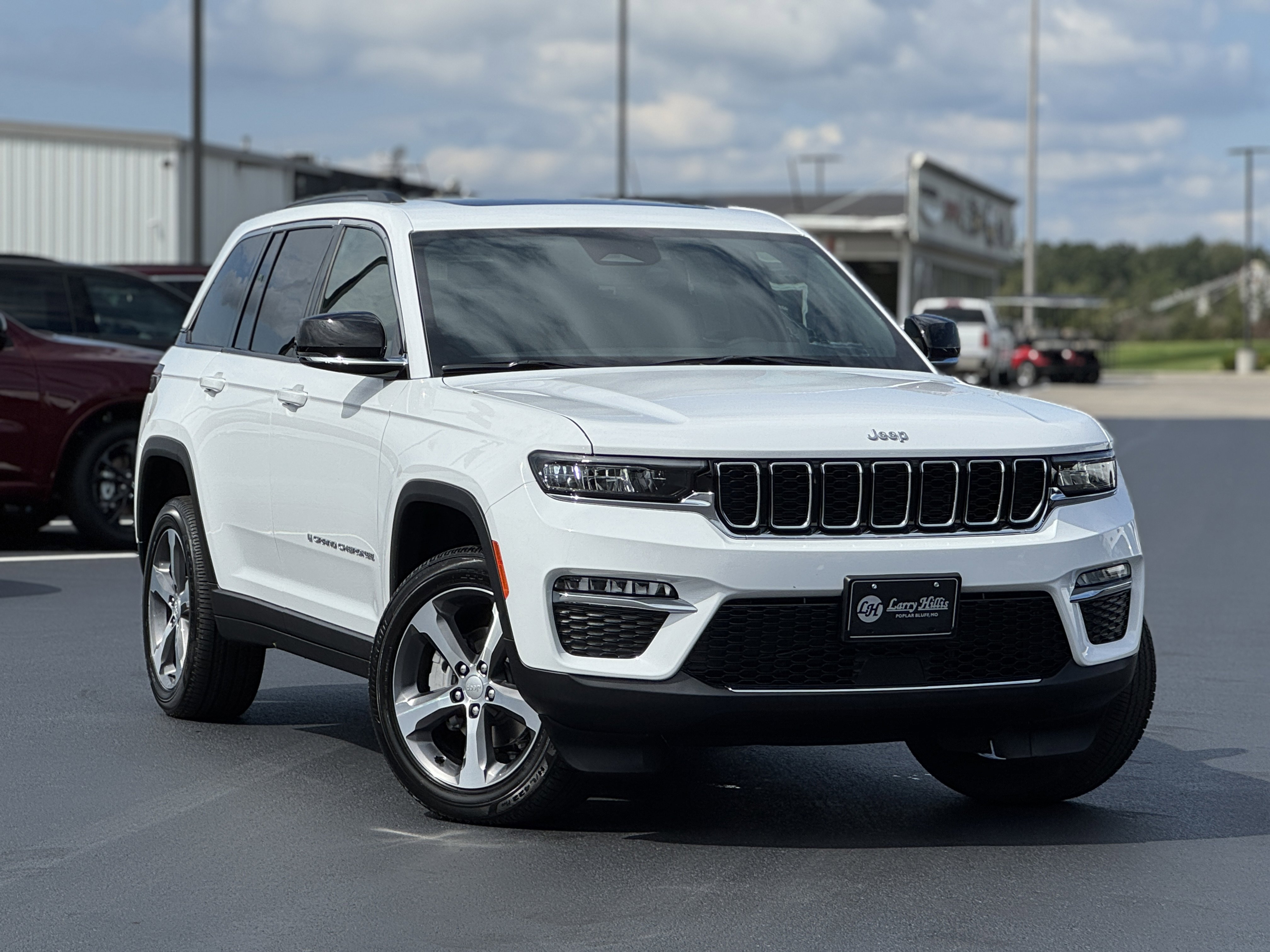 New 2025 Jeep Grand Cherokee Limited image 3