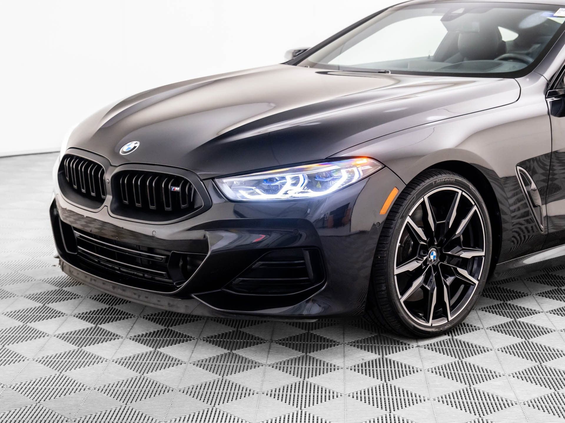 Certified 2025 BMW M850i xDrive Coupe image 40