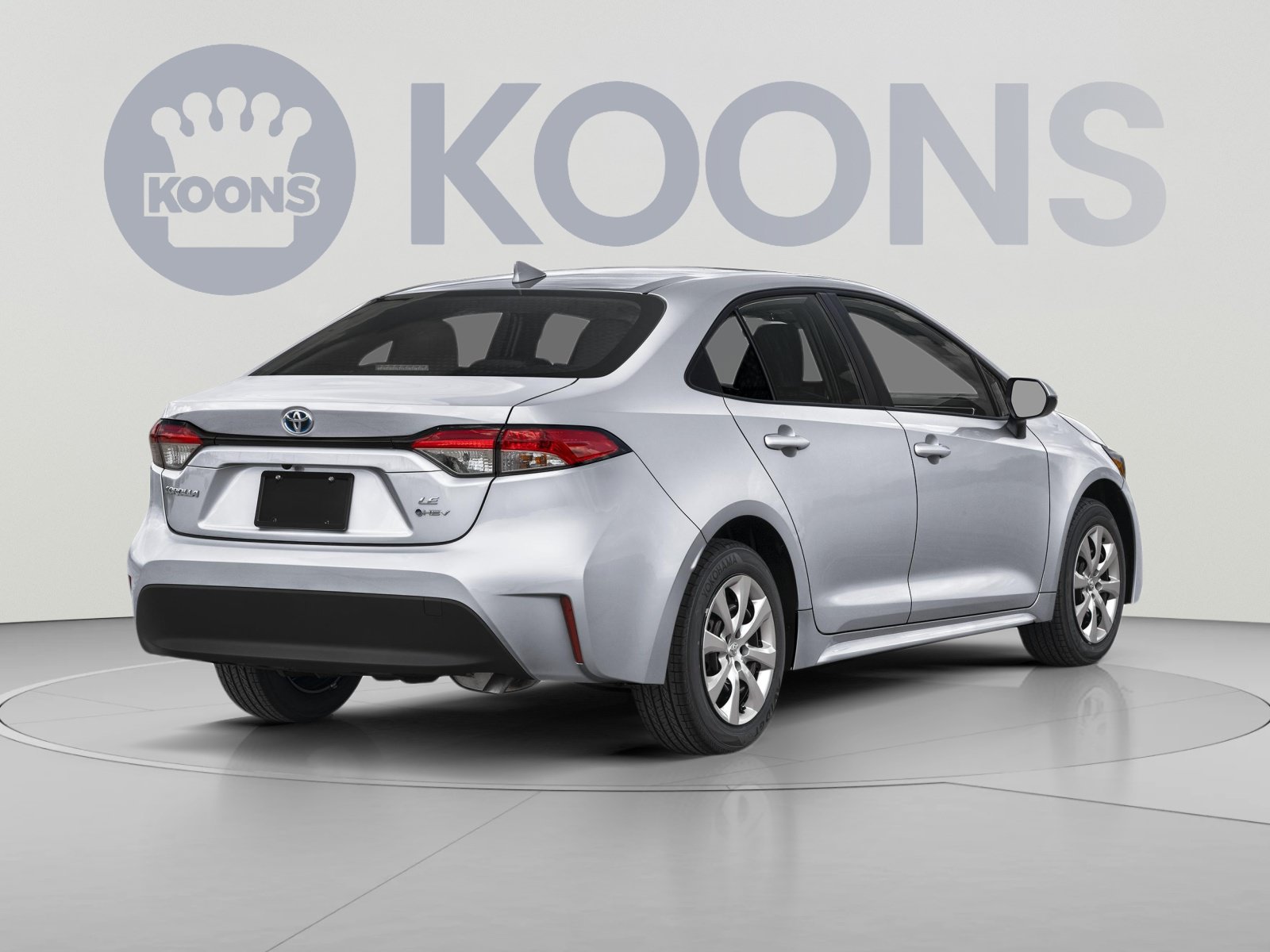 Used 2025 Toyota Corolla LE FWD image 2