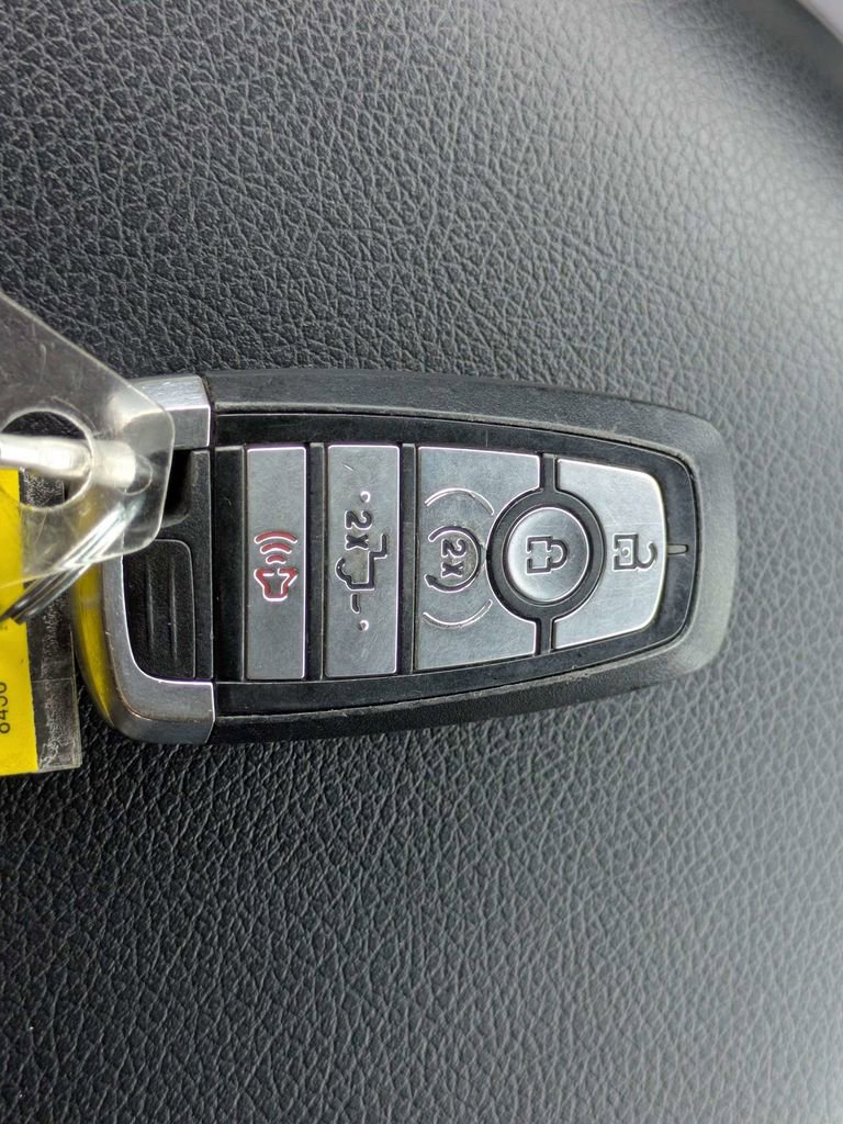 Used 2020 Ford F150 Lariat w/ Equipment Group 502A Luxury AWD/4WD image 28