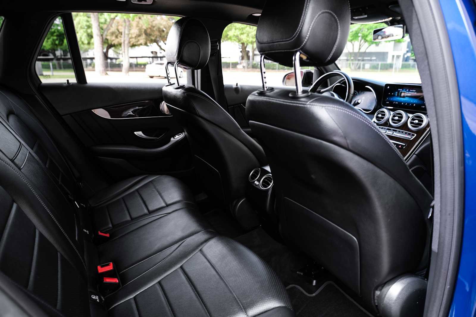 Used 2021 Mercedes-Benz GLC 300 image 40