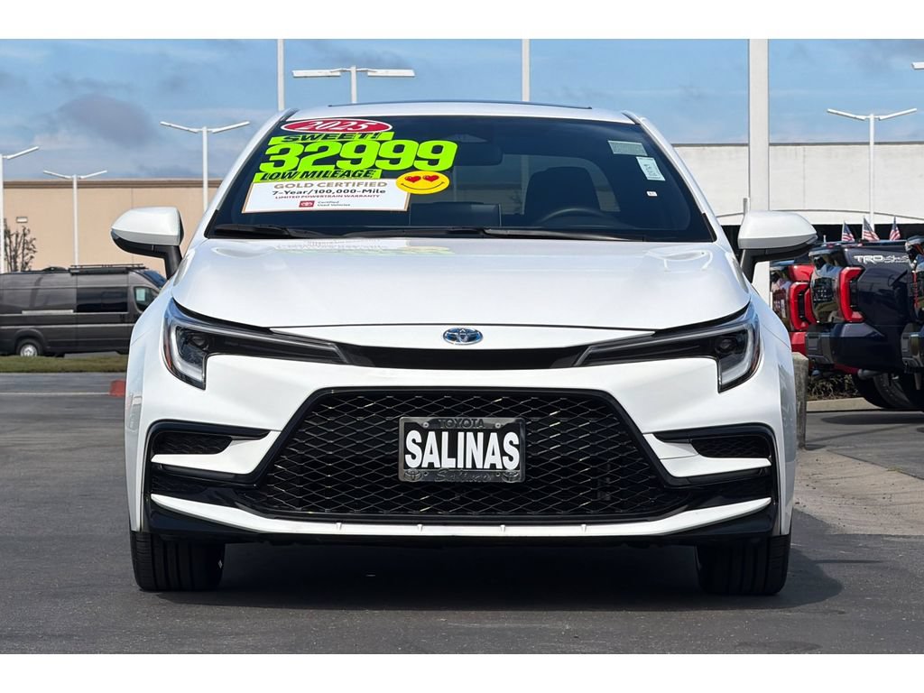 Certified 2025 Toyota Corolla SE w/ SE Premium Package FWD image 9