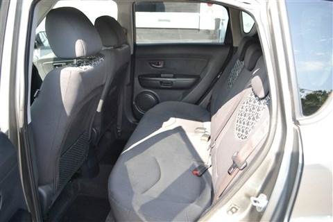 Used 2010 Kia Soul + FWD image 16
