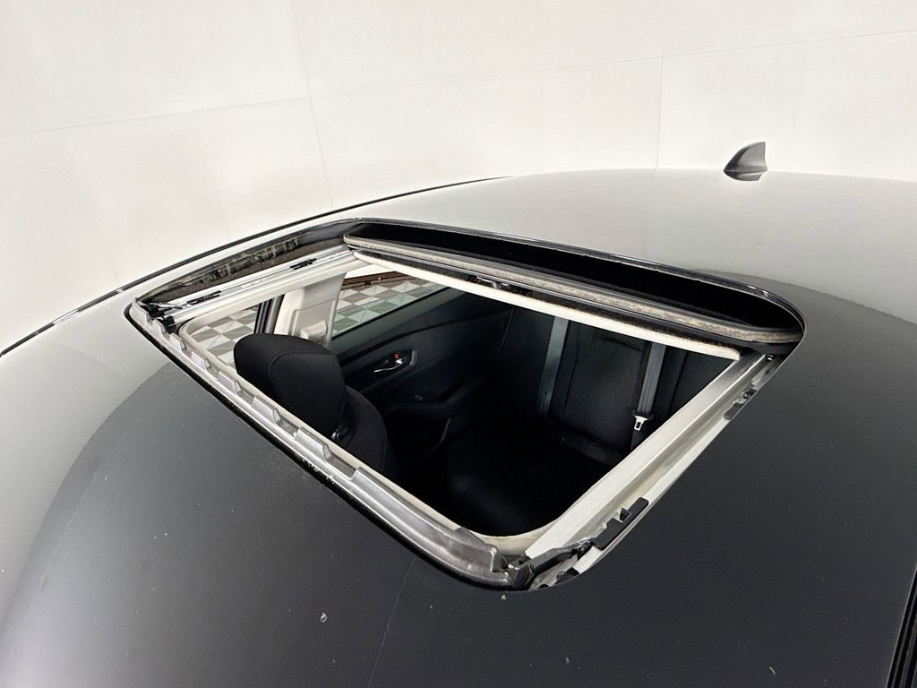 Certified 2023 Honda Accord EX image 40