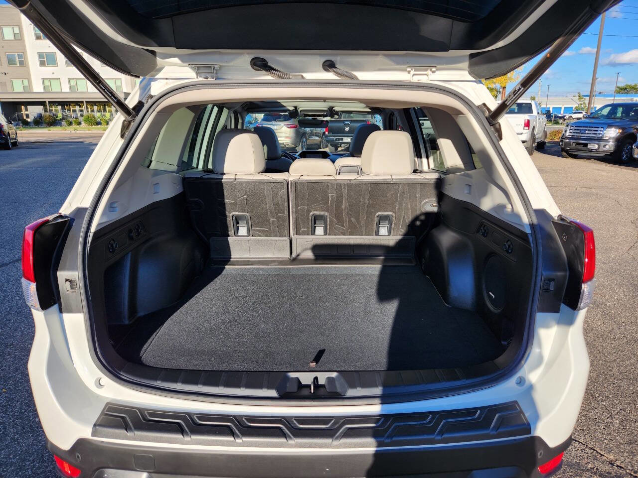 Used 2021 Subaru Forester Limited image 28