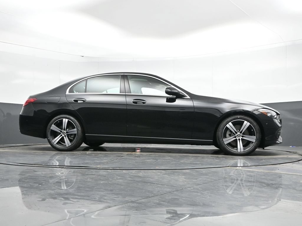 Used 2025 Mercedes-Benz C 300 4MATIC Sedan image 39