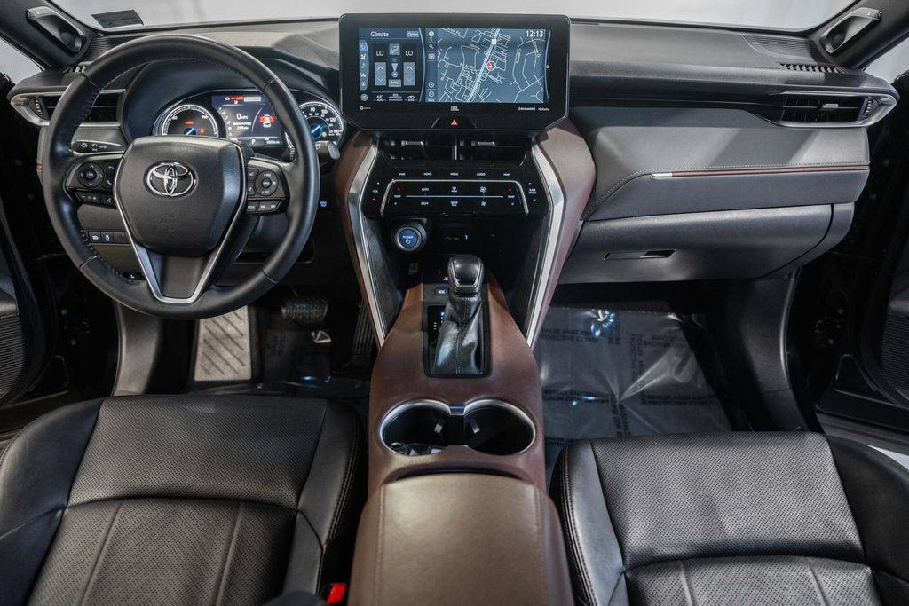 Used 2021 Toyota Venza XLE w/ Softex Package image 21