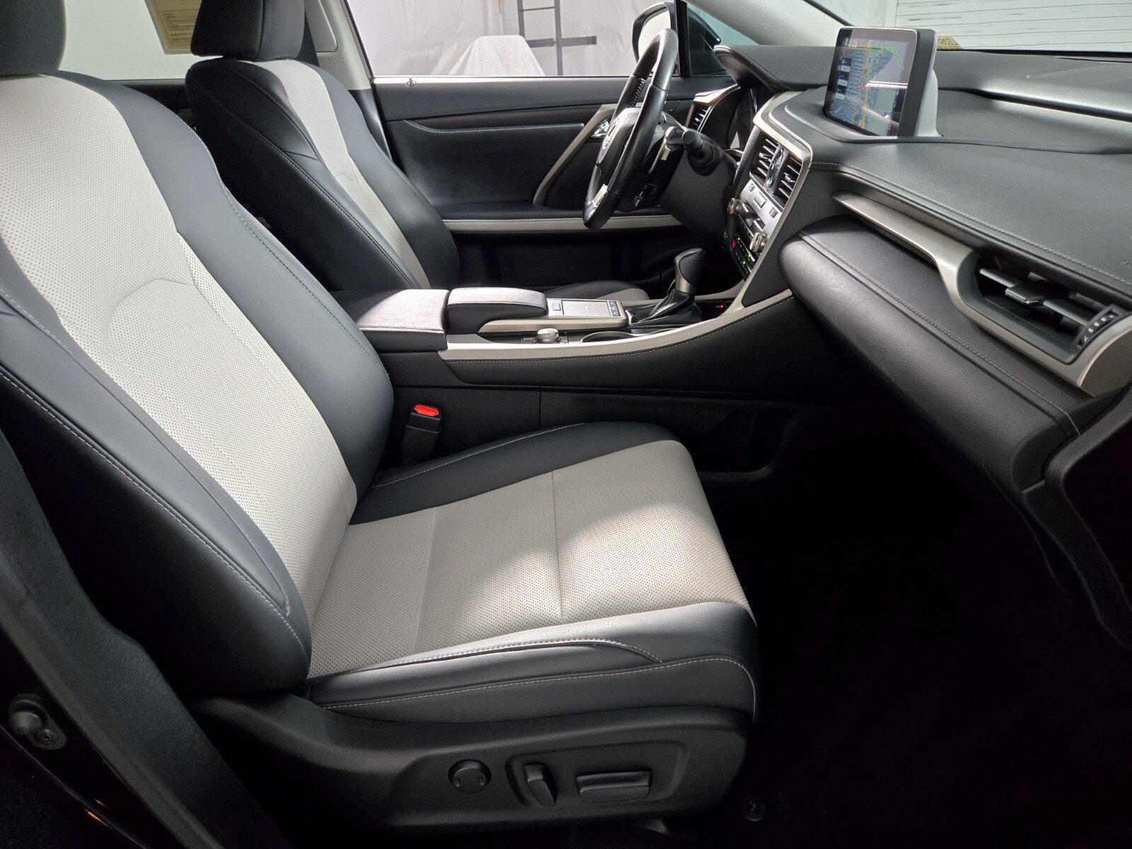 Used 2022 Lexus RX 350 FWD w/ Special Edition image 18