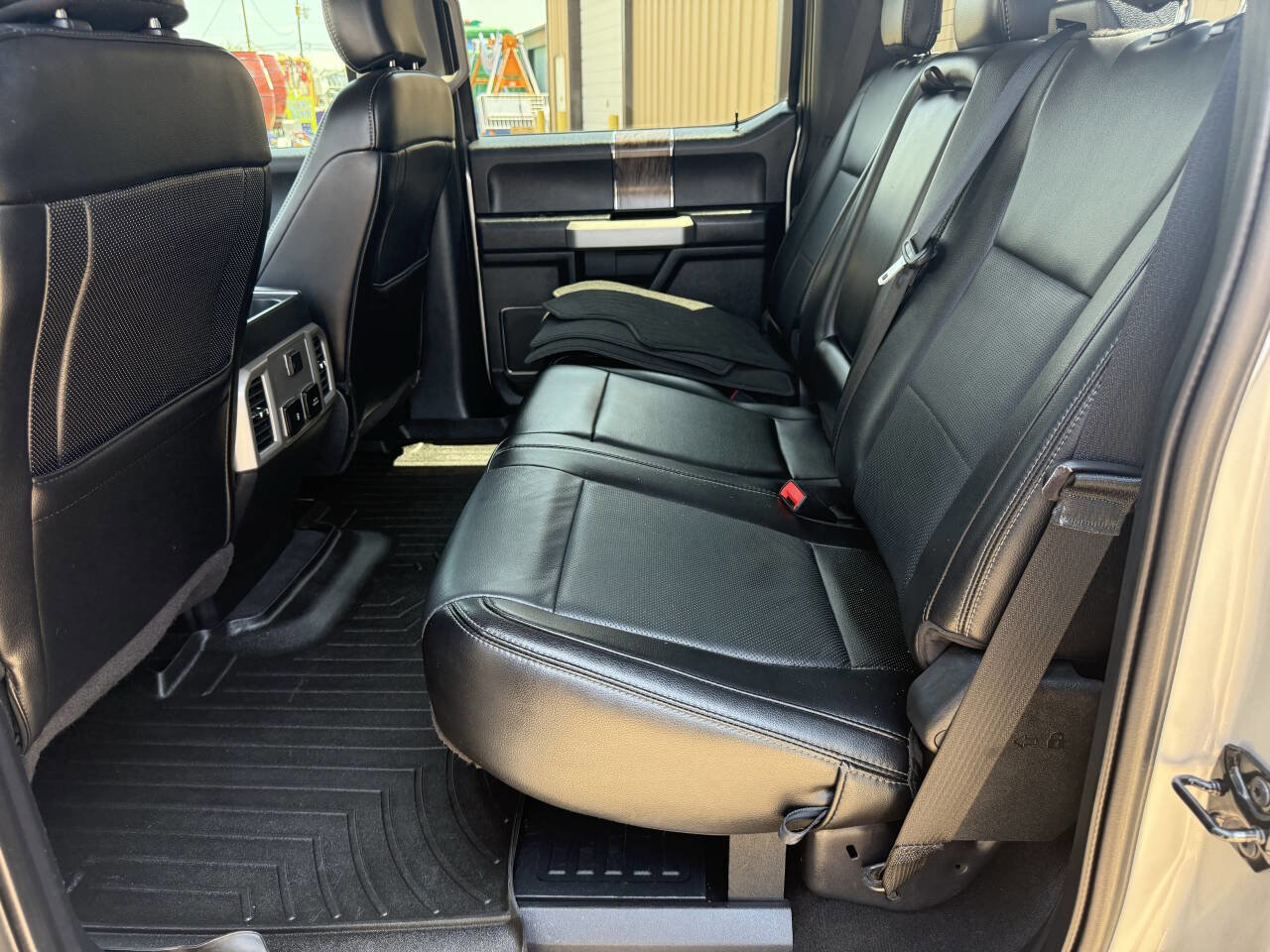 Used 2019 Ford F250 Lariat w/ Lariat Value Package image 35