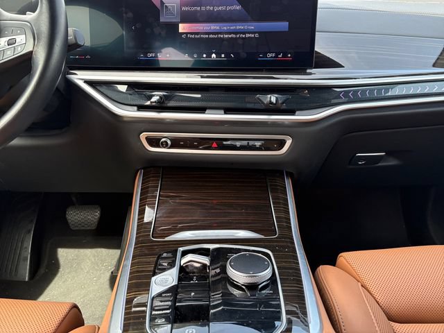 Used 2026 BMW X5 xDrive40i AWD/4WD image 11