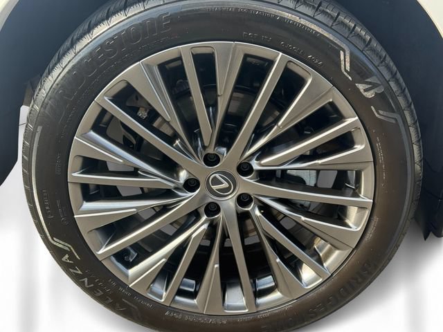 Certified 2025 Lexus RX 450h AWD w/ Convenience Package image 11