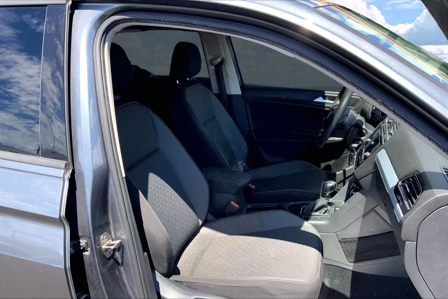 Used 2021 Volkswagen Tiguan S FWD image 13